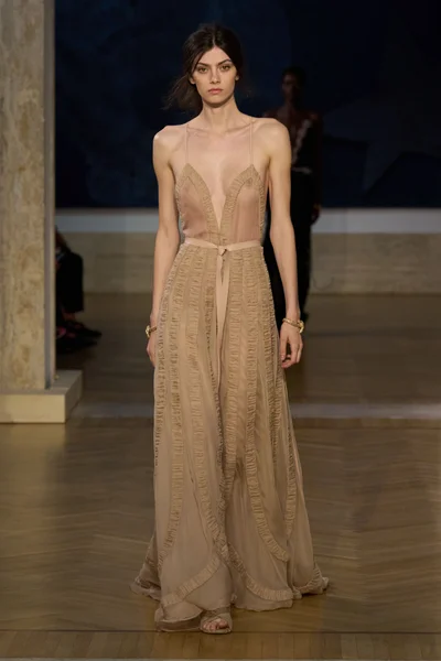 Look 68